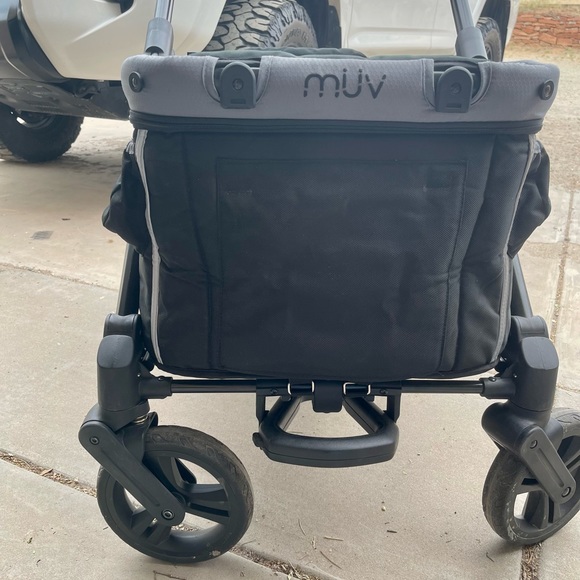 Baby Trend MUV Stroller Wagon - Picture 5 of 7